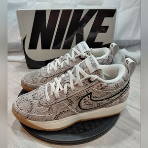 NEW Nike Men's Book 1 Low Python Snakeskin Leather Upper Basket Ball Shoes M8.5